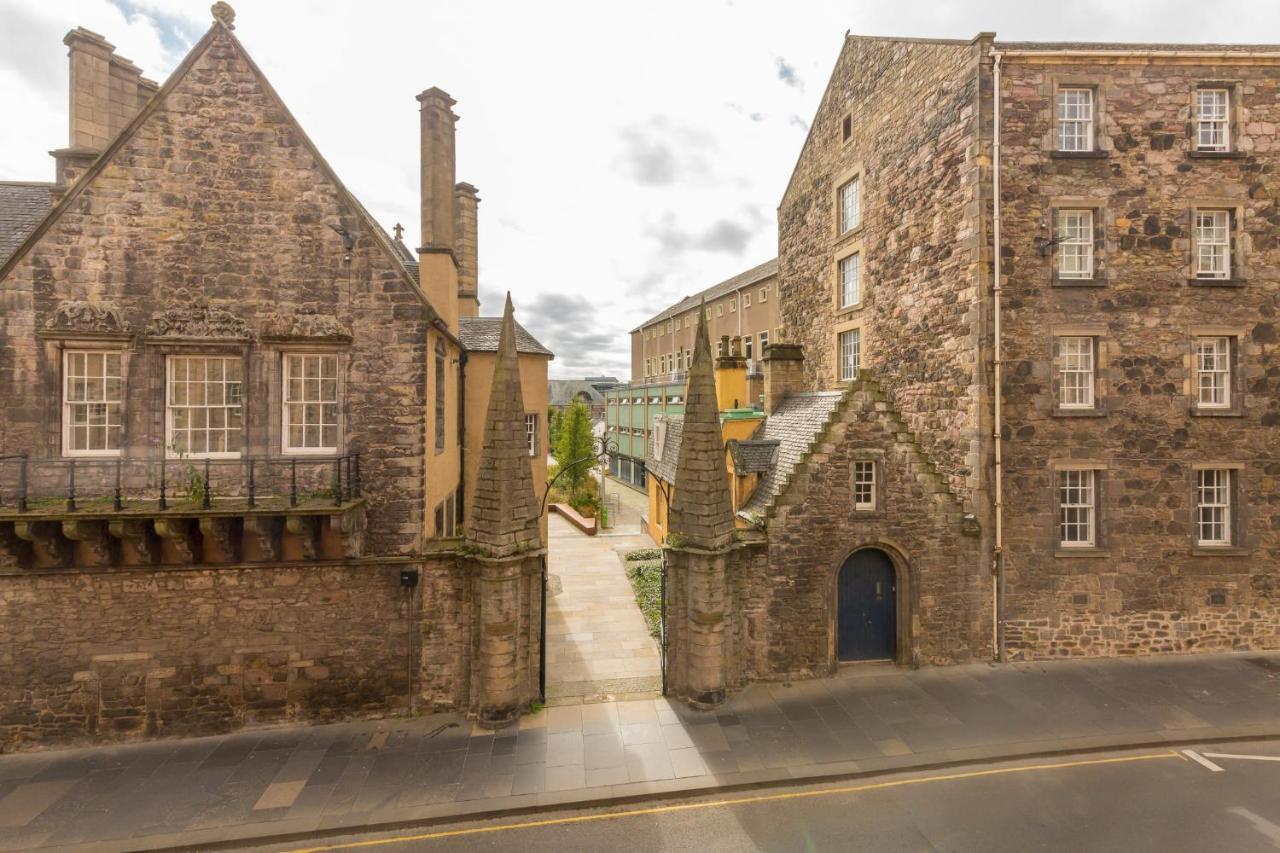Guestready - Elegant 2Br Period Flat In Oldtown Apartment Edinburgh Exterior photo